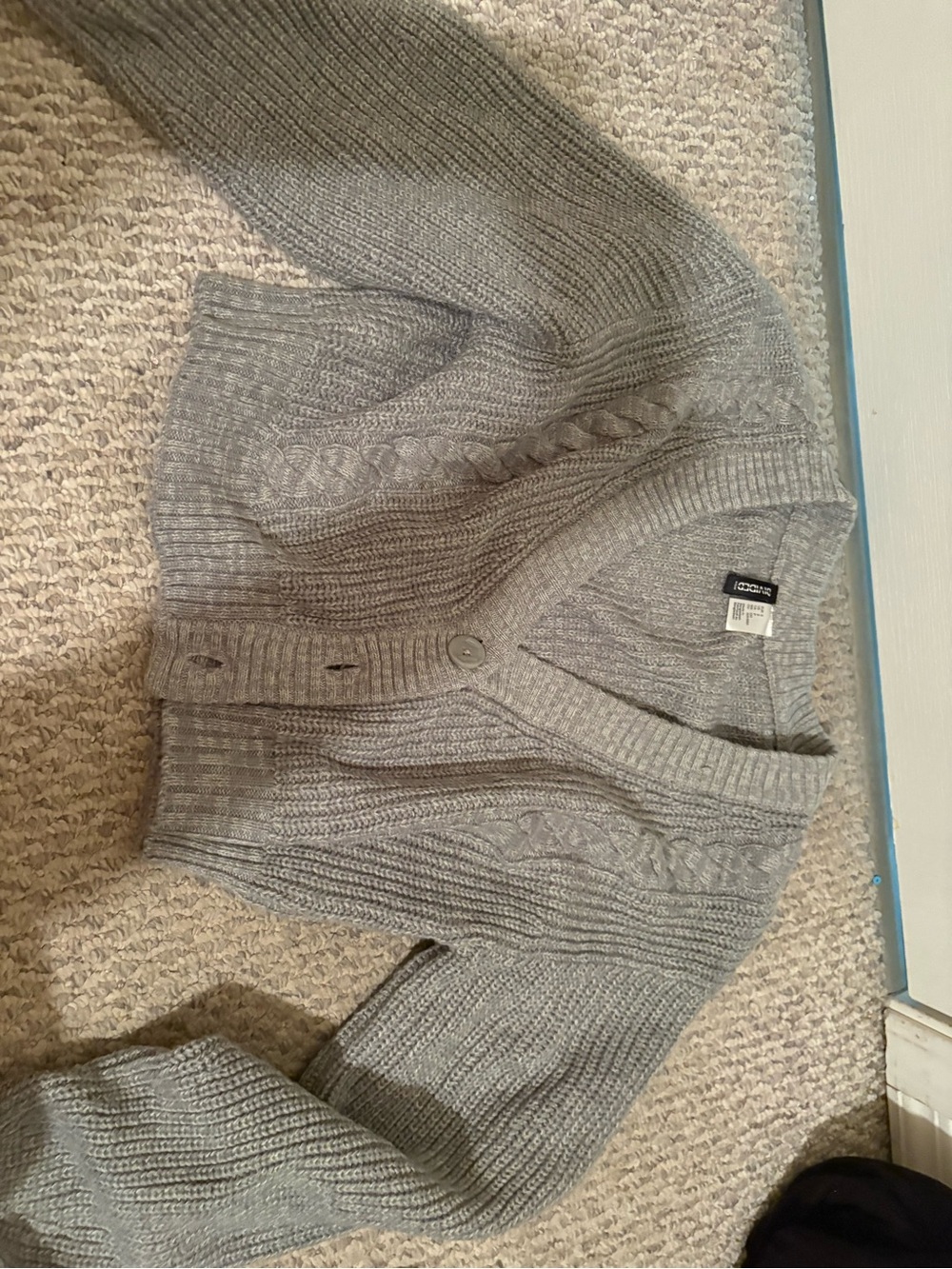Cozy Gray Cable-Knit Women’s Cardigan Sweater